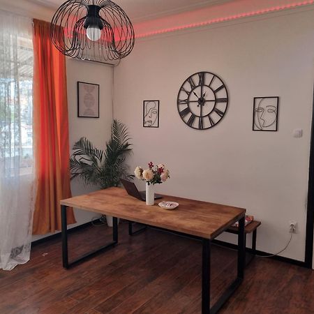 Downtown Belgrade Hostel And Apartments ภายนอก รูปภาพ