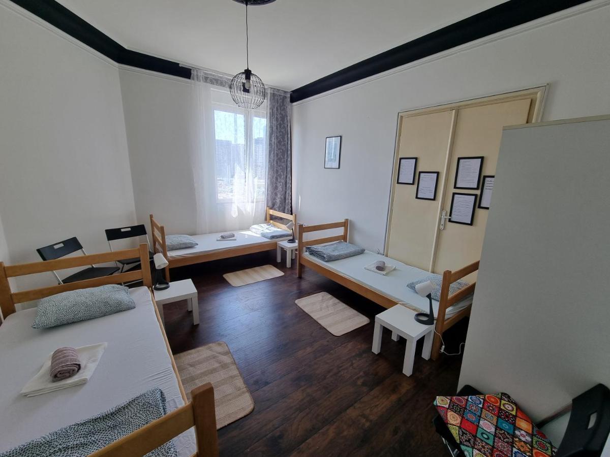 Downtown Belgrade Hostel And Apartments ภายนอก รูปภาพ